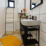 Apartmán Private Sunny With Free Parking 24-7 Self Check-in *