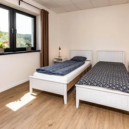 Apartmán Private Sunny With Free Parking 24-7 Self Check-in Zvolen