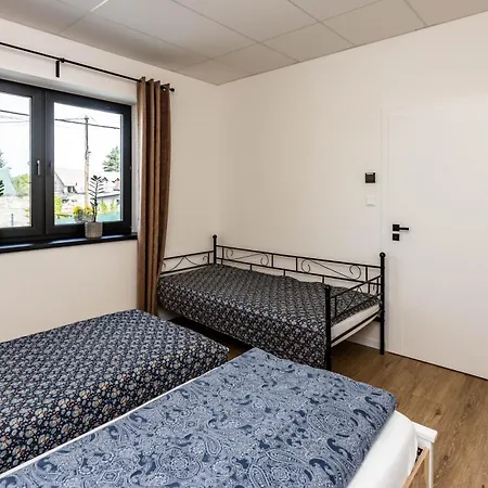 Private Sunny With Free Parking 24-7 Self Check-in Apartmán
