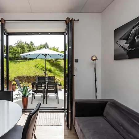 Appartamento Private Sunny With Free Parking 24-7 Self Check-in Zvolen