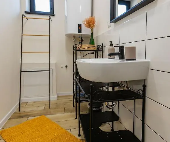 Appartement Private Sunny With Free Parking 24-7 Self Check-in *