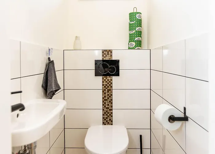 Private Sunny With Free Parking 24-7 Self Check-in * Zvolen